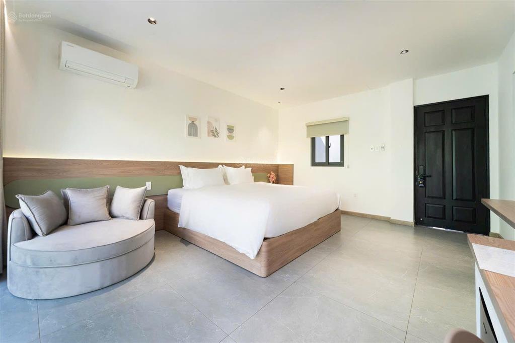 Chính chủ cần cho thuê biệt thự nam thông 2 nhà mới 6pn 6wc đường lớn thoáng mát giá chỉ 55 triệu