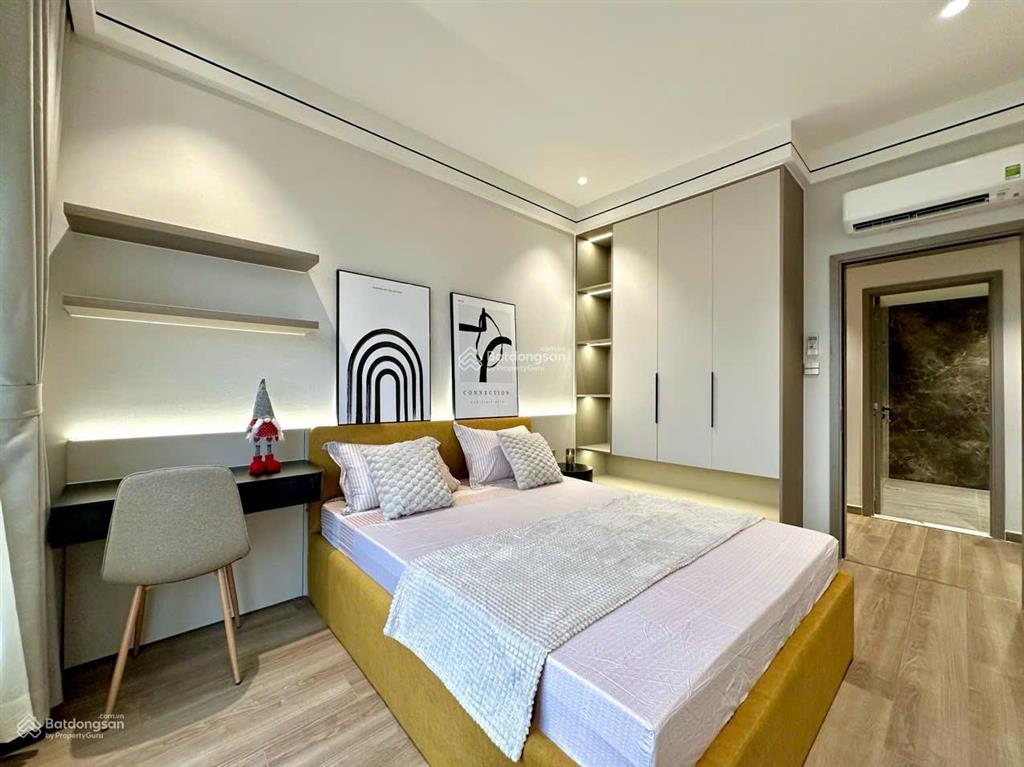 Giá cực tốt! bán gấp căn hộ 2pn saigon south residences giá chỉ 4.7 tỷ full nội thất nhà đẹp ở ngay