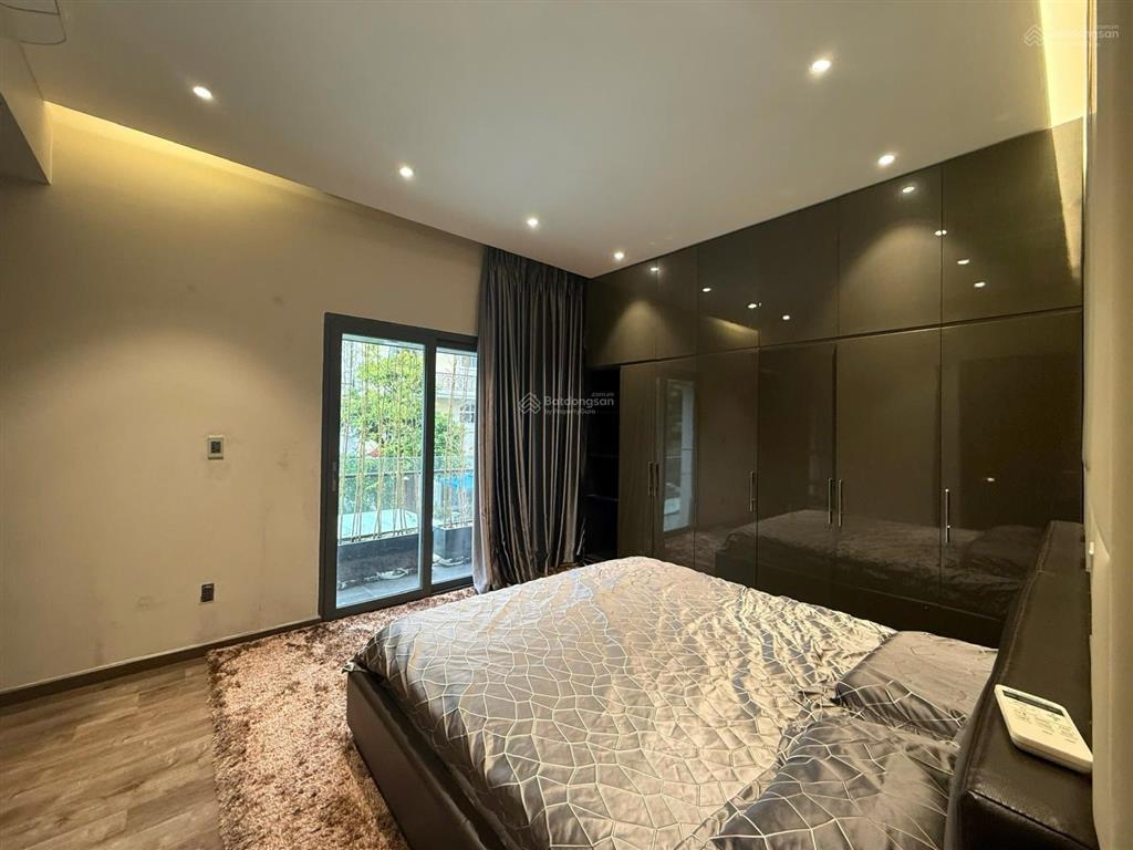 Cần cho thuê gấp biệt thự nam thông 2 phú mỹ hưng 6pn 5wc nhà mới full nội thất giá tốt chỉ 55triệu