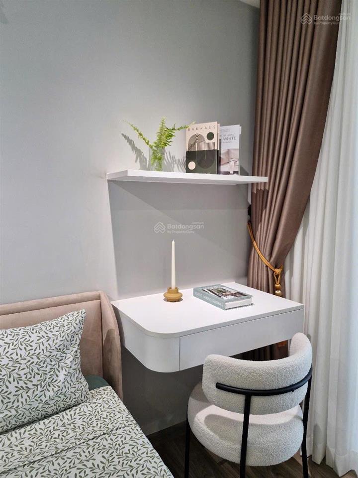 Hiếm! bán gấp căn hộ saigon south (100m2 3pn), nhà đẹp full nội thất, sổ hồng sẵn, giá tốt 6,5 tỷ