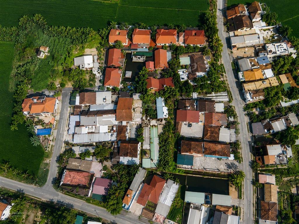 Giữa phố cổ & biển lô đất đẹp trong làng homestay view lúa