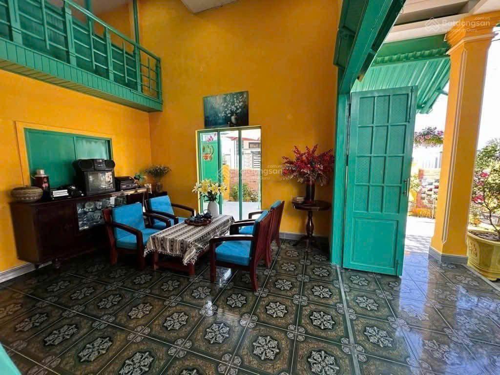 Chỉ 1km đến chùa cầu, nhà đẹp vào ở ngay, chỉ 3.x tỷ