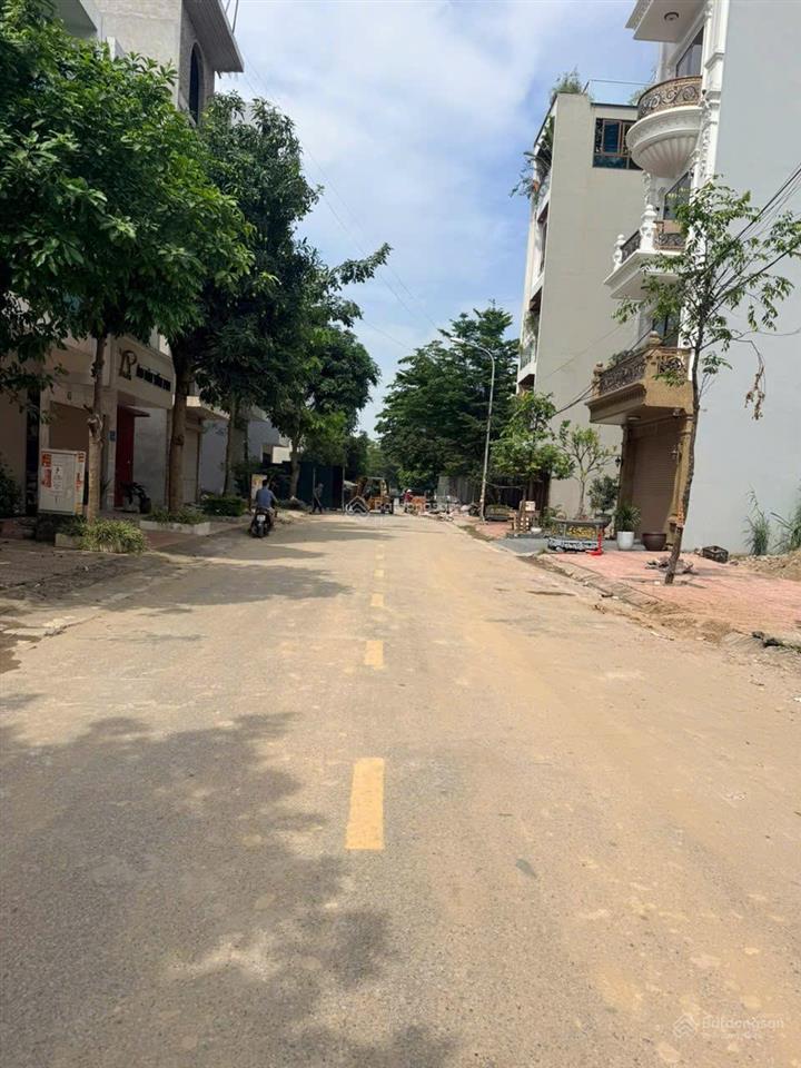 Bán nhanh lô đất làn 2 ao bèo đình bảng