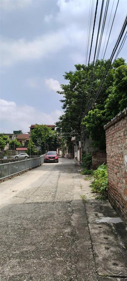 Bán lô đất view hồ  đất thuộc trung tâm tp từ sơn. ô tô đỗ cửa