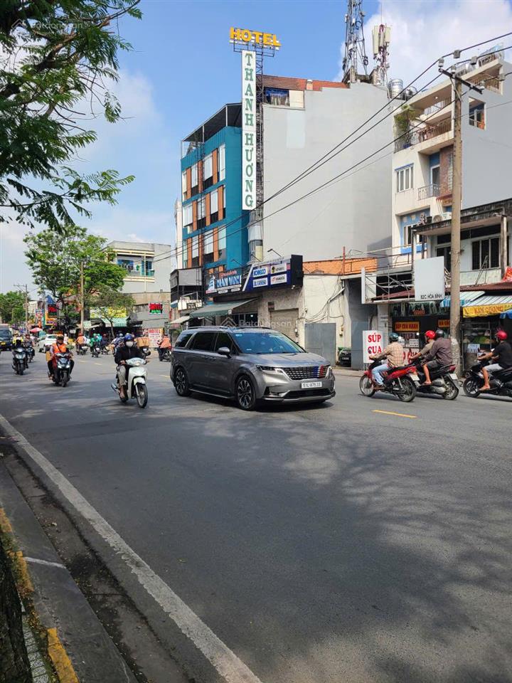 Mặt tiền hoà bình  đối diện đầm sen quận 11  3.7x19m cn 70m2  giá 13.5 tỷ