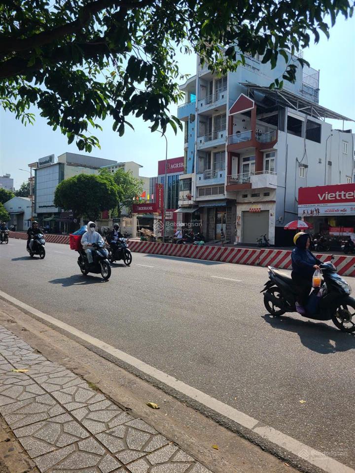 Bán nhà góc 2 mặt tiền lạc long quân p.5 ngay gần ngã tư âu cơ kc 4 tầng giá tốt chỉ 15 tỷ