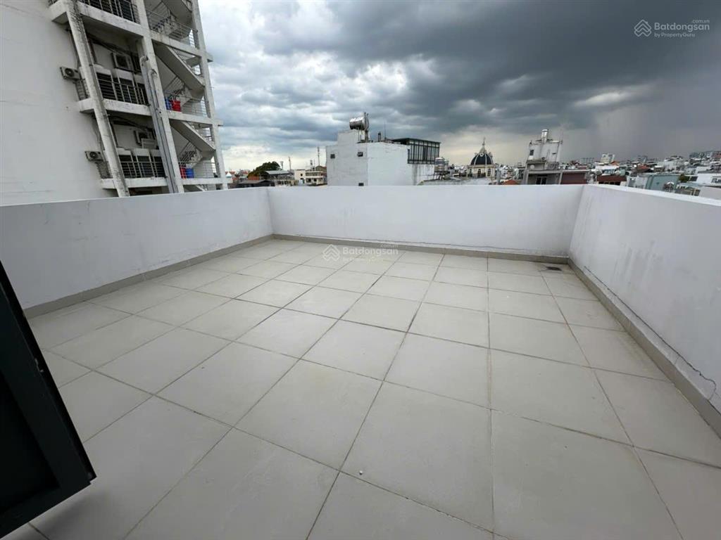 Mặt tiền trần quý  phó cơ điều gần chợ thiếc. p. 6. q11. dt 5.35 x 20m kết cấu 2 lầu chỉ 32 tỷ