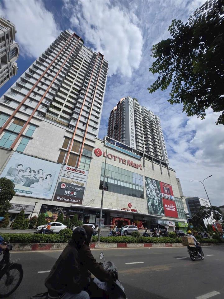 Siêu vị trí mặt tiền ngay lê đại hành dt 6.5 x 13m .nhà 3 mặt tiền thông thoáng chỉ 16 tỷ tl.