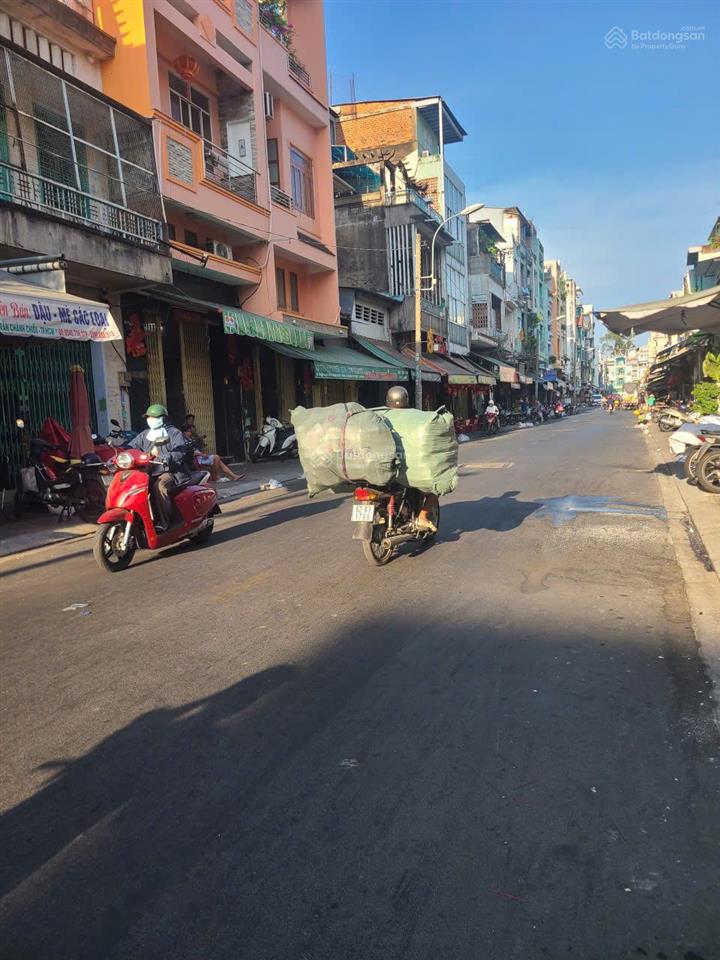 Chính chủ cần bán nhà mặt tiền trần chánh chiếu ngay khu chuyên bán gạo giá tốt chỉ 13.8 tỷ