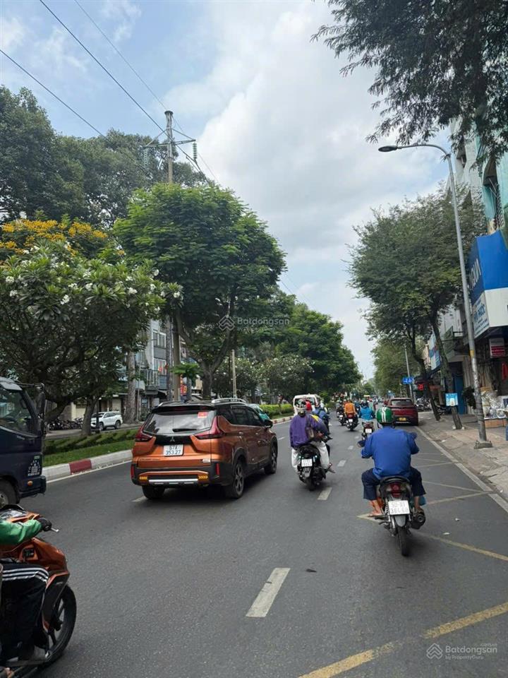 Bán nhà 1 đời chủ mặt tiền hồng bàng ngay bv đại học y dược p. 11 quận 5