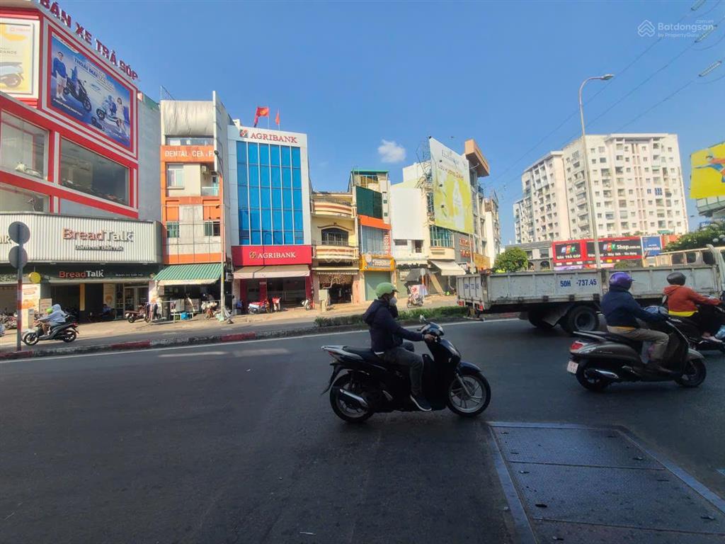 Bán nhà mặt tiền âu cơ, p14, q11 ngay vòng xoay lê đại hành dt 6.2 x 25m cn 135m2 kc 5 tầng giá tốt