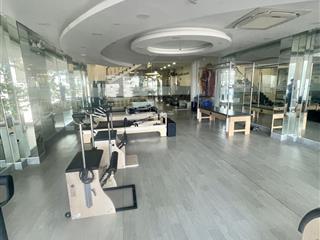 Siêu vị trí mặt tiền lạc long quân ngay đầm sen dt 6.8 x 15m cn 99m2 chỉ 27.9 tỷ tl