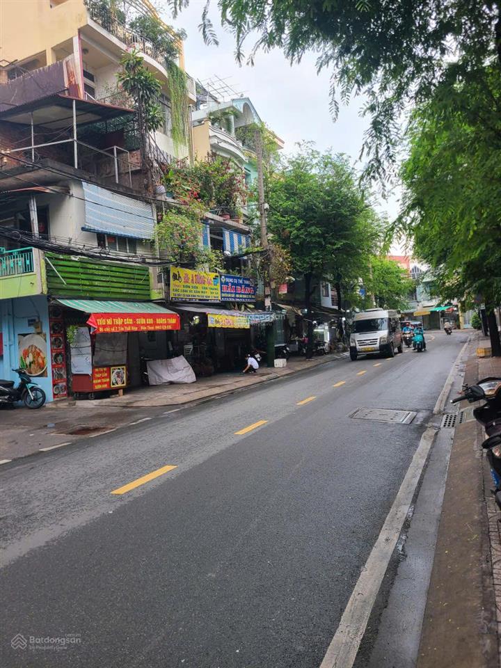 Bán nhà mặt tiền tôn thất hiệp ngay góc lê đại hành dt 3.7 x 18m kc 2 lầu chỉ 14.5 tỷ