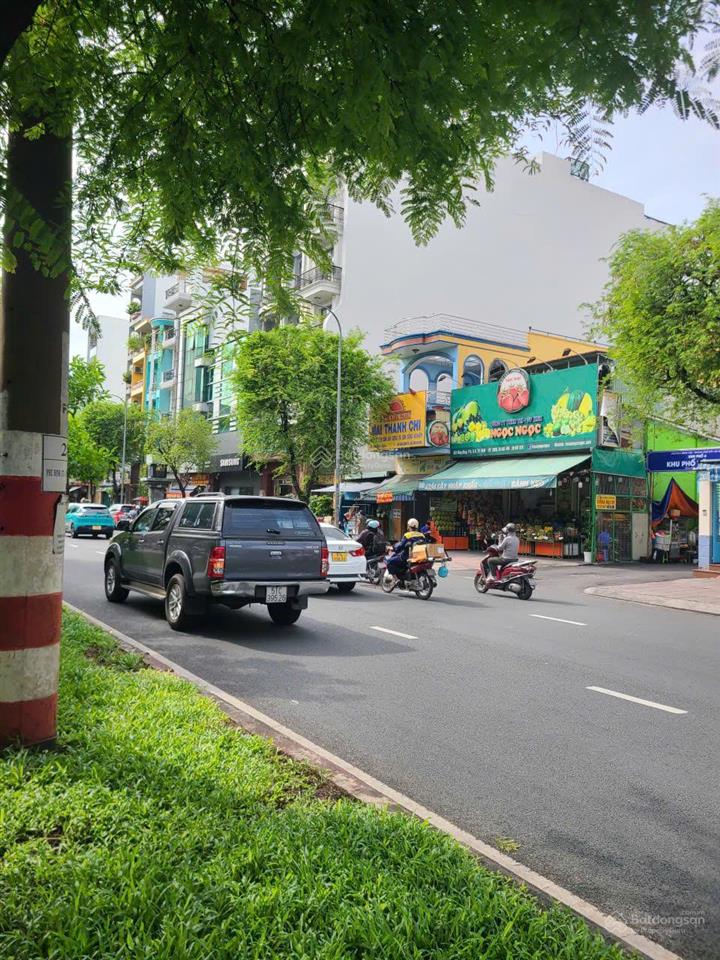 Bán tòa building mặt tiền hồng bàng kc 6 tầng thang máy vị trí đẹp ngay nguyễn thị nhỏ