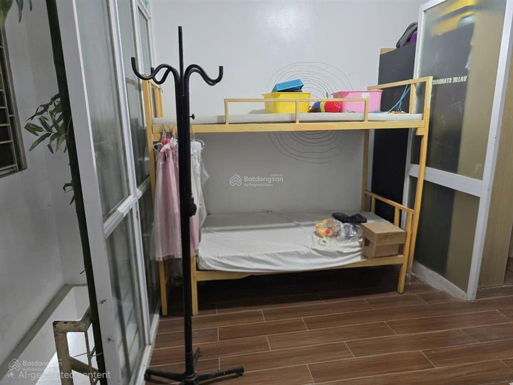 Căn hộ tập thể 200b thái thịnh, full đồ, giá chỉ 5tr/tháng