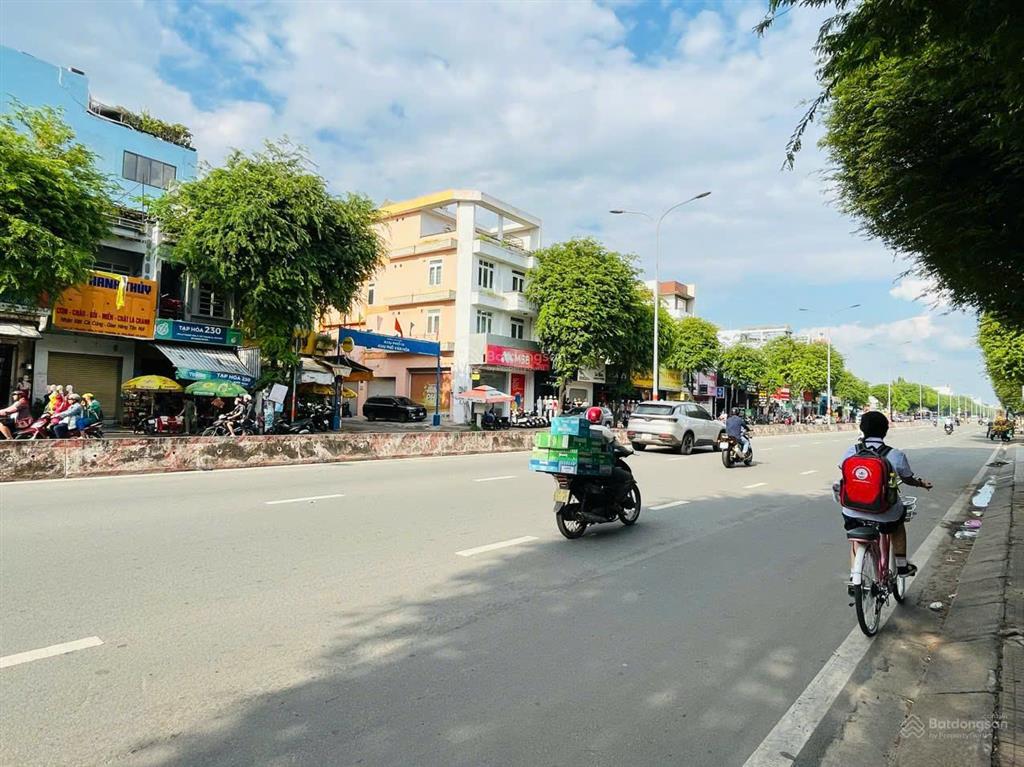 Siêu vị trí  mtkd lê trọng tấn tân phú  5x27m  chỉ 15.2 tỷ