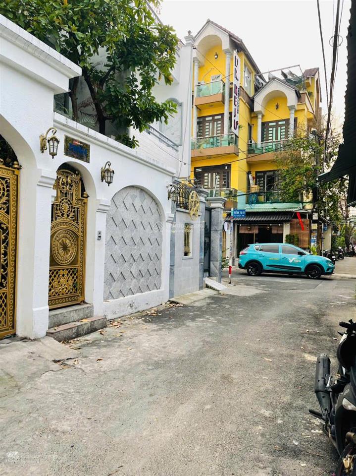 Bán nhà tân sơn nhì, cấp 4, dt 5x22m, giá 9 tỷ
