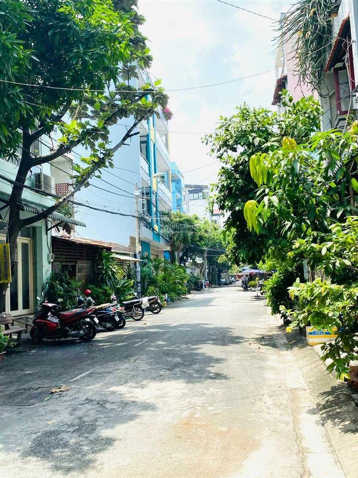 Mt bác ái (4x18m), 1 lửng 1 lầu, hạ giá 2 tỷ (cần bán), nắm chủ, giá tốt, chỉ 9.8 tỷ