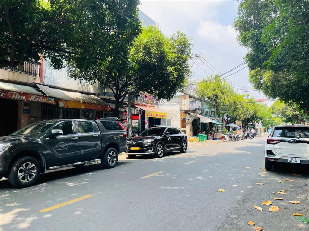 Bán nhà mtkd phan đình phùng, dt 8x29m, đúc 1 lầu, giá 22.9 tỷ tl