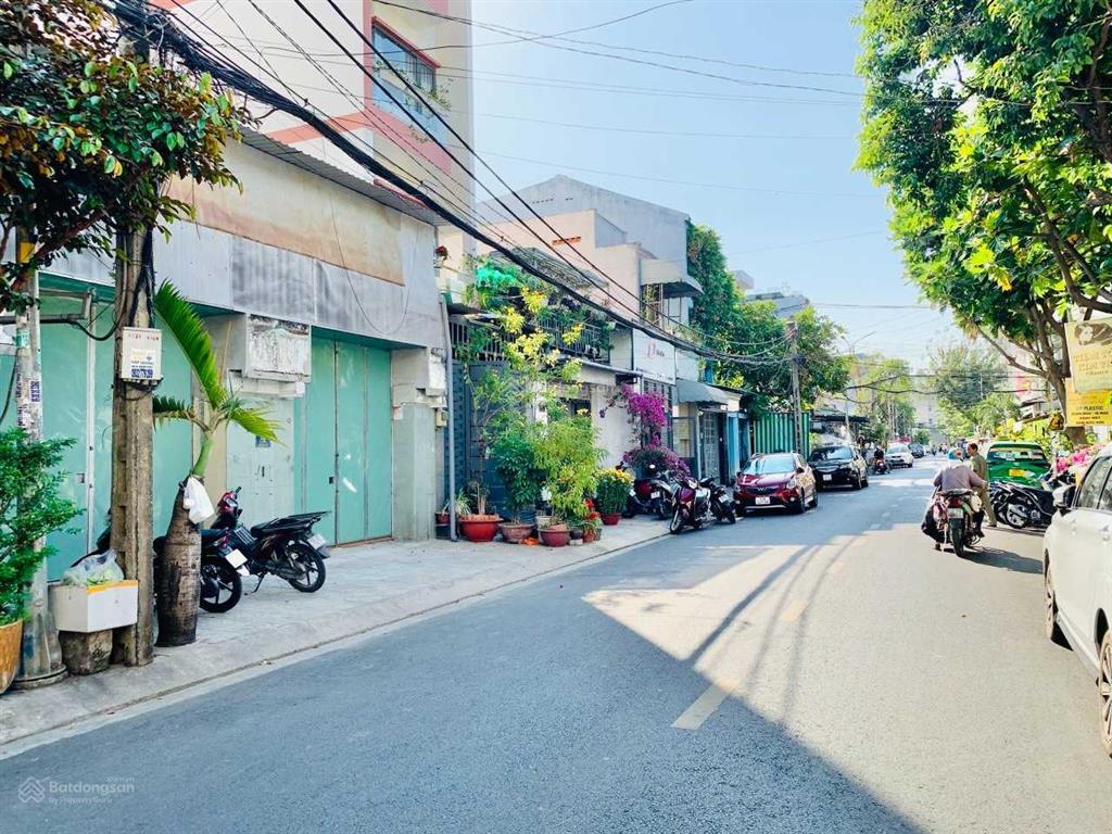 Bán 200m2 mặt tiền nội bộ tân hương, phường tân quý, quận tân phú (8.8mx23m)