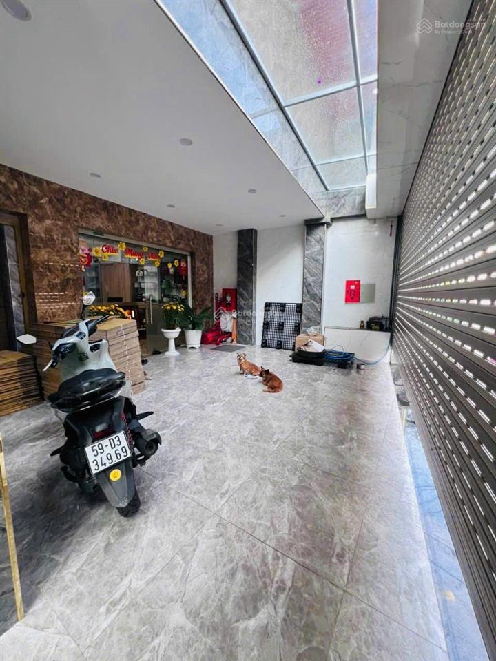 Bán nhà mt đô đốc long, dt 6x19m, 1 trệt 4 lầu st, giá 14,9 tỷ