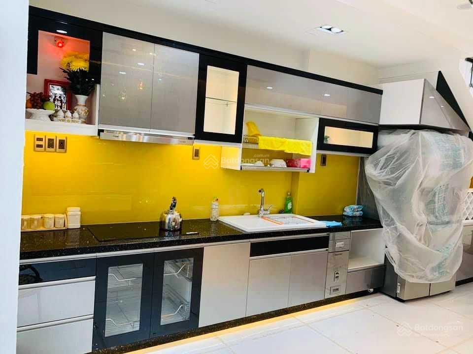 Bán nhà hẻm thẳng 6m vườn lài gần mặt tiền (5x17,5m) 2 lầu. giá 9,5 tỷ