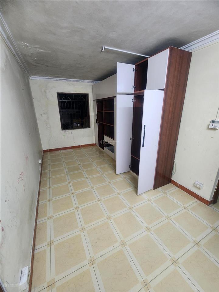 Cho thuê lâu dài căn hộ nhà k18 tập thể bách khoa.