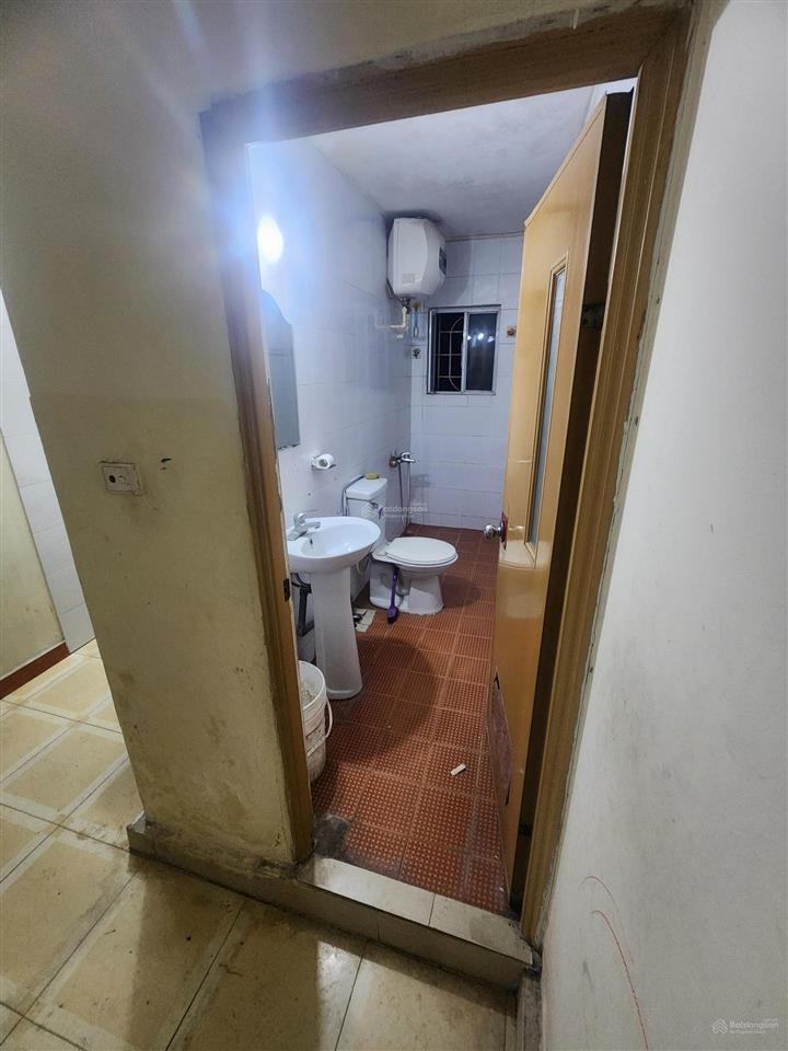 Cho thuê lâu dài căn hộ nhà k18 tập thể bách khoa.