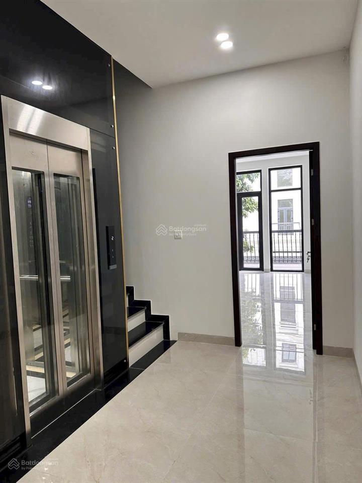 Cho thuê căn liền kề full nội thất 5 tầng, mặt tiền 5m, diện tích 112m² louis city hoàng mai