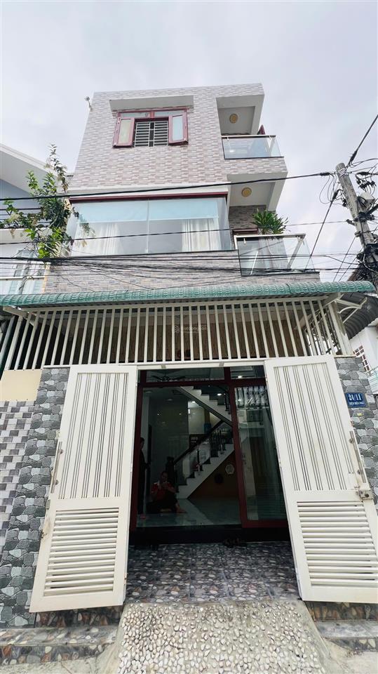 Bán nhà 3 tầng góc 2 mặt tiền gần chợ ba làng  nha trang (cách biển 300m)