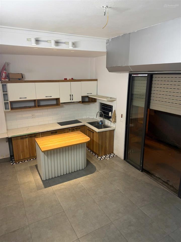 Cho thuê nr 3pn, 3wc tại số 16 ngõ 3/26 vũ đức thận, giá 8 triệu, 30m2 bao đẹp