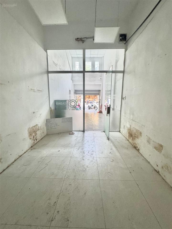 Cho thuê nhà mặt tiền đường huỳnh tịnh của, p. xuân hòa (gần chợ tân định, hai bà trưng)