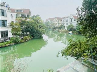 Cho thuê biệt thự vinhomes riverside  view ngã ba sông cực thoáng  nhà đã hoàn thiện có thang máy