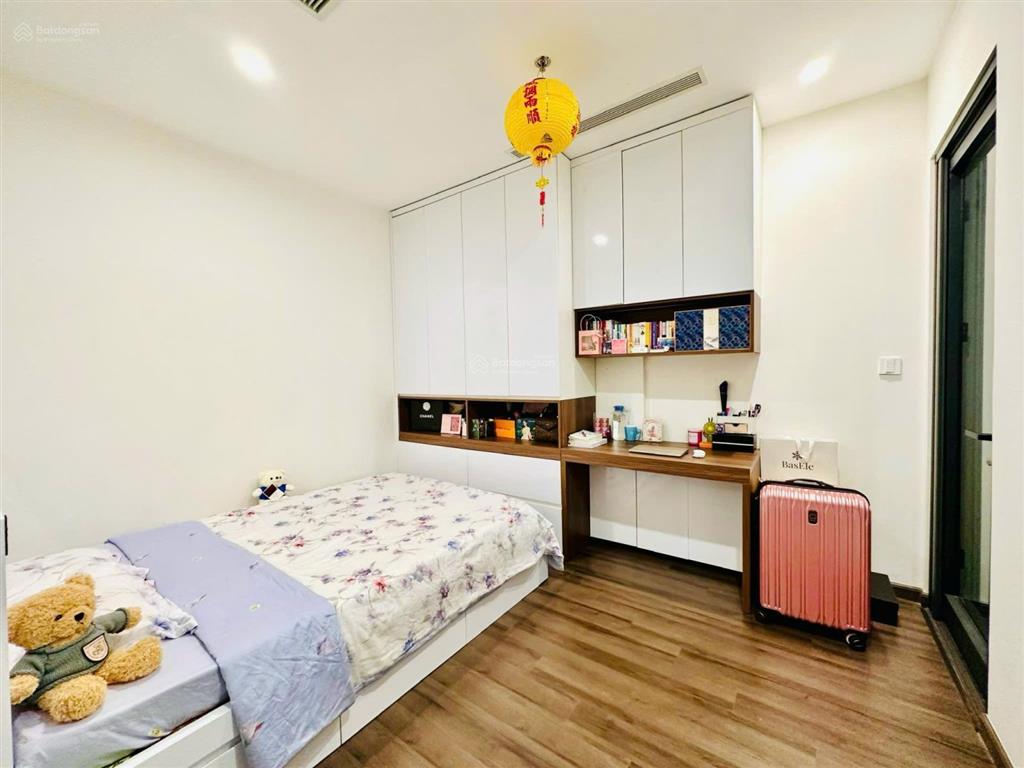 Cho thuê căn hộ 2n2wc full đồ vào ở được ngay tại vinhomes symphony giá rẻ nhất thị trường hiện tại