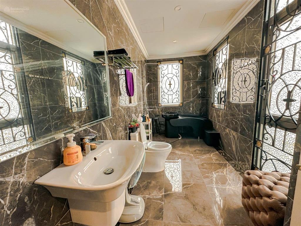 Cần bán gấp biệt thự song lập 208m2 tại vinhomes the harmony, long biên, hn