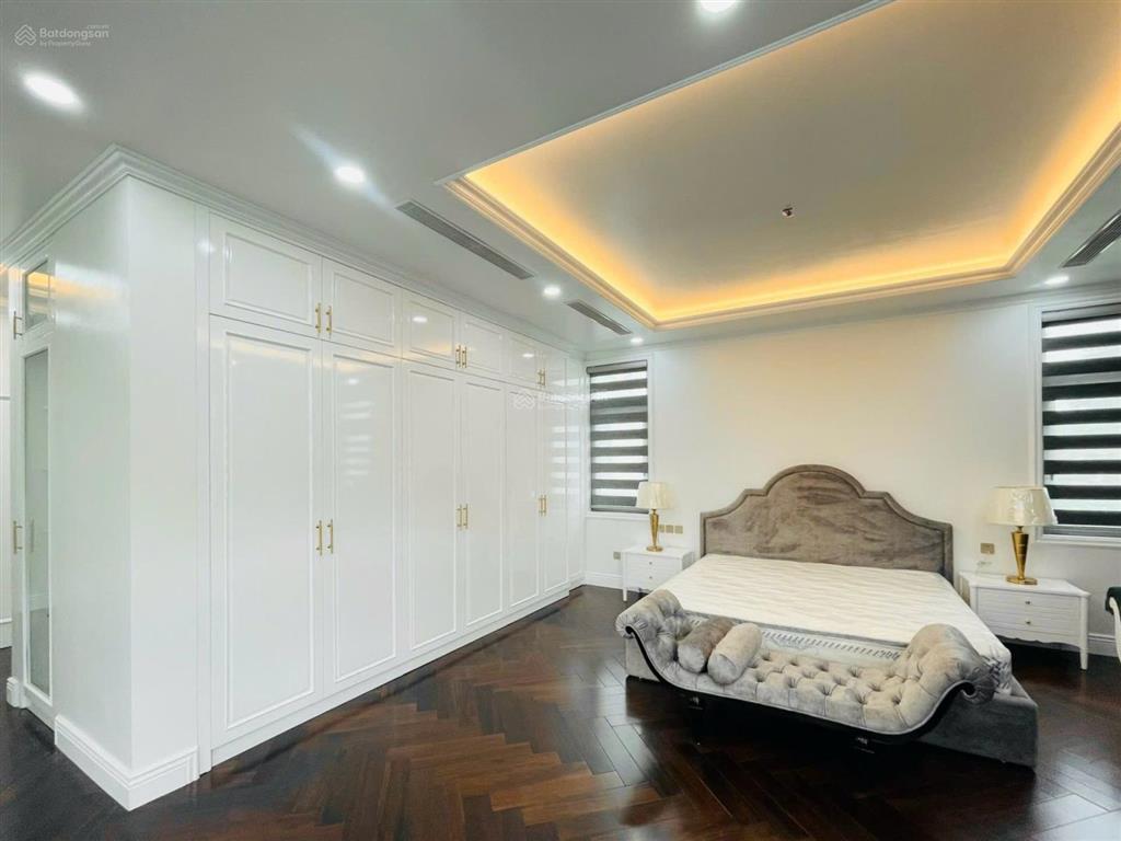 Cho thuê biệt thự 345m2, 100 triệu, đơn lập nguyệt quế có sông bên hồ, vinhomes the harmony