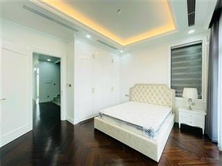 Cho thuê biệt thự 345m2, 100 triệu, đơn lập nguyệt quế có sông bên hồ, vinhomes the harmony