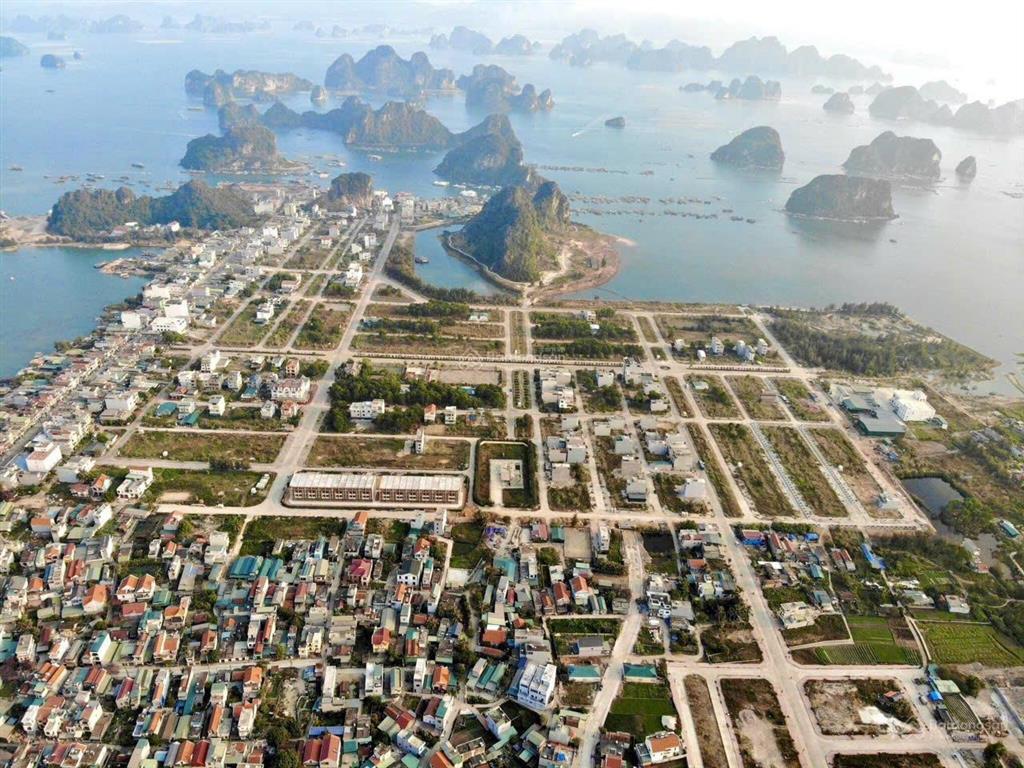 Tháng 09 dự án thống nhất vân đồn giá 30,5 triệu/m2