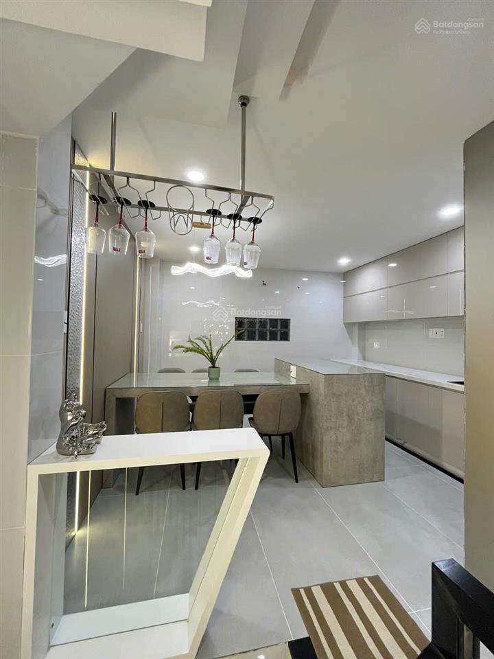 Bán nhà mới đẹp 5 tầng lầu, thang máy, ntcc dt 3.9x12m 091i481323 huệ