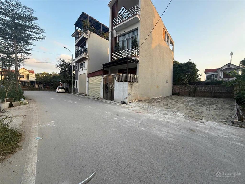 Bán 110m2 đất siêu phẩm nở hậu thị trấn văn giang