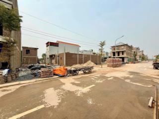 Bán 9 lô góc vip 3 mặt thoáng tại vĩnh khúc văn giang