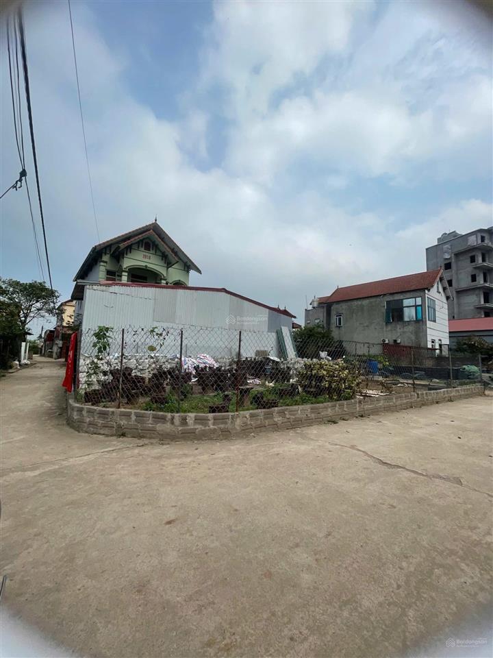 Bán lô góc siêu đẹp 66,6m tại văn giang