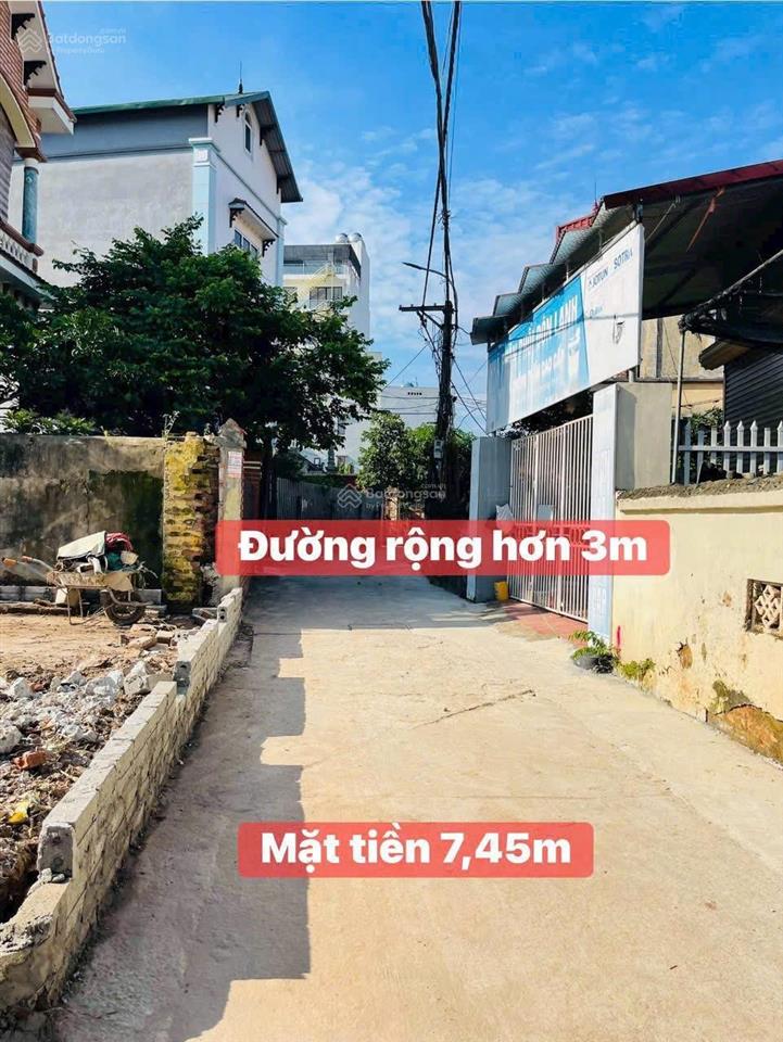 Bán 60,7m lô góc làng hoa phụng công.