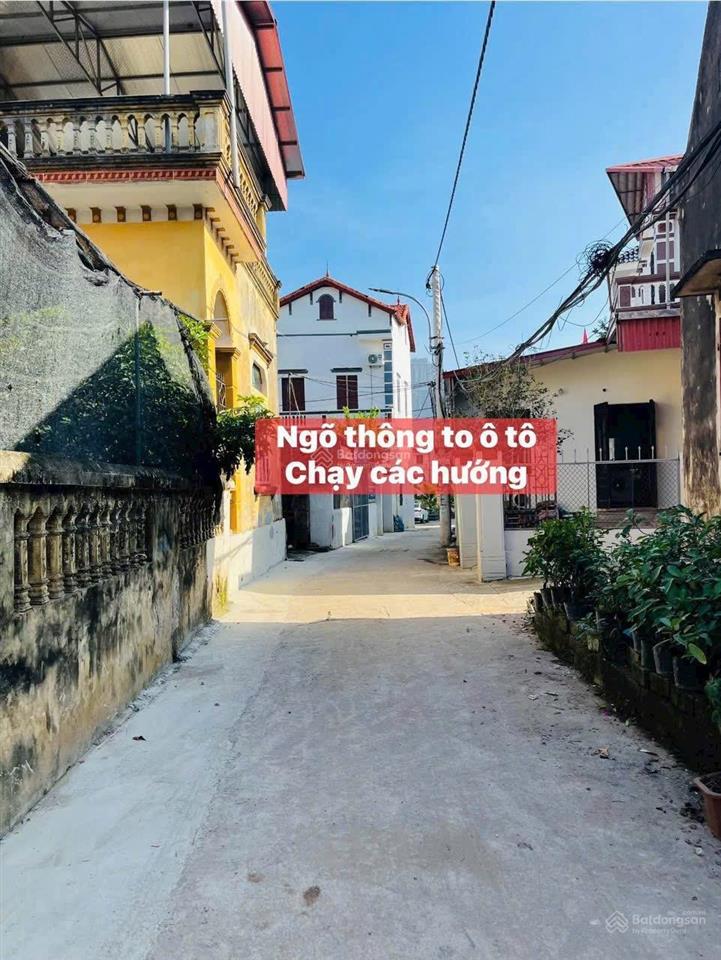 Bán 60,7m lô góc làng hoa phụng công.