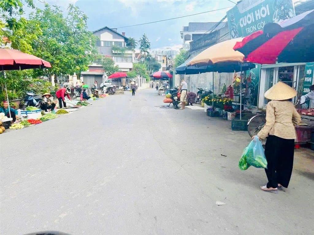 Bán nhanh lô góc 74,5m siêu đẹp tại làng hoa phụng công
