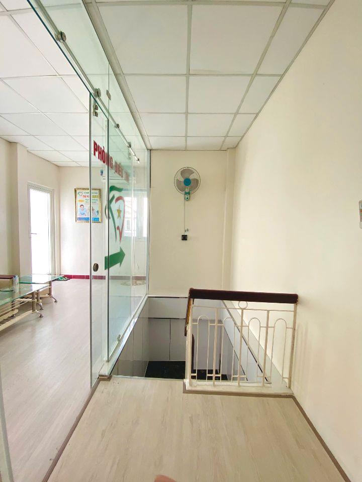 NHÀ 3 TẦNG, VỊ TRÍ MẶT TIỀN KINH DOANH SẦM UẤT BẬC NHẤT QUẬN GÒ VẤP. LH:0345678168.