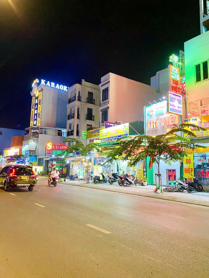 NHÀ 3 TẦNG, VỊ TRÍ MẶT TIỀN KINH DOANH SẦM UẤT BẬC NHẤT QUẬN GÒ VẤP. LH:0345678168.