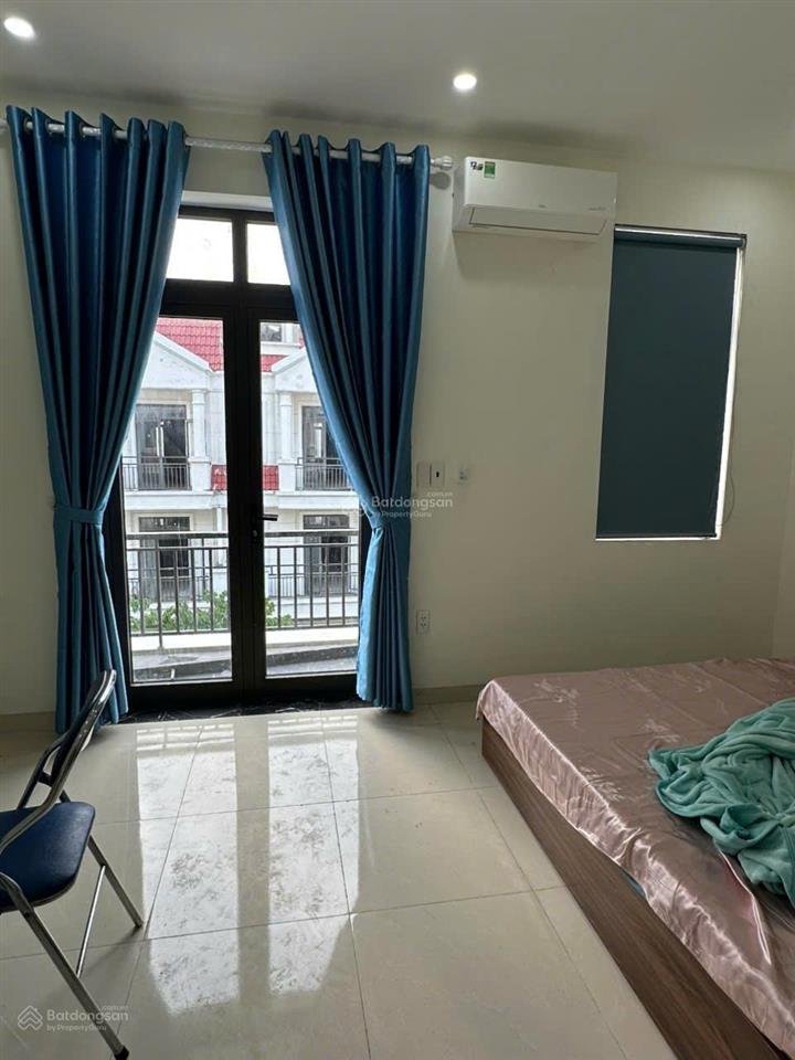 Cho thuê cả nhà hoặc từng phòng