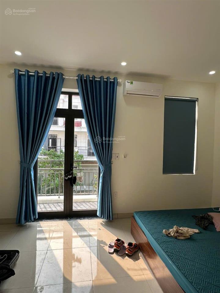 Cho thuê cả nhà hoặc từng phòng