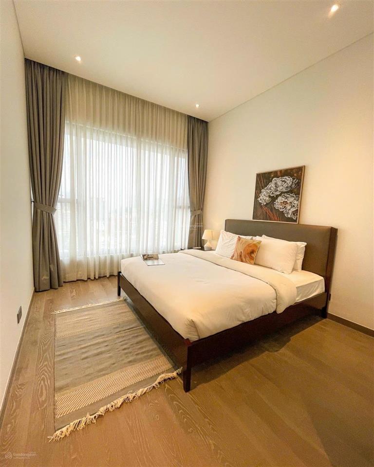 Gấp trong tuần! cần bán căn 3 phòng ngủ view thành phố, cho thuê được 7075triệu/ tháng.chốt ngay